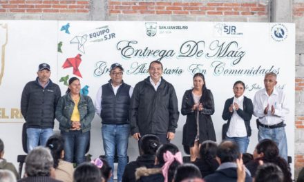 Alcalde de San Juan del Río encabeza entrega de apoyos en Estanci…