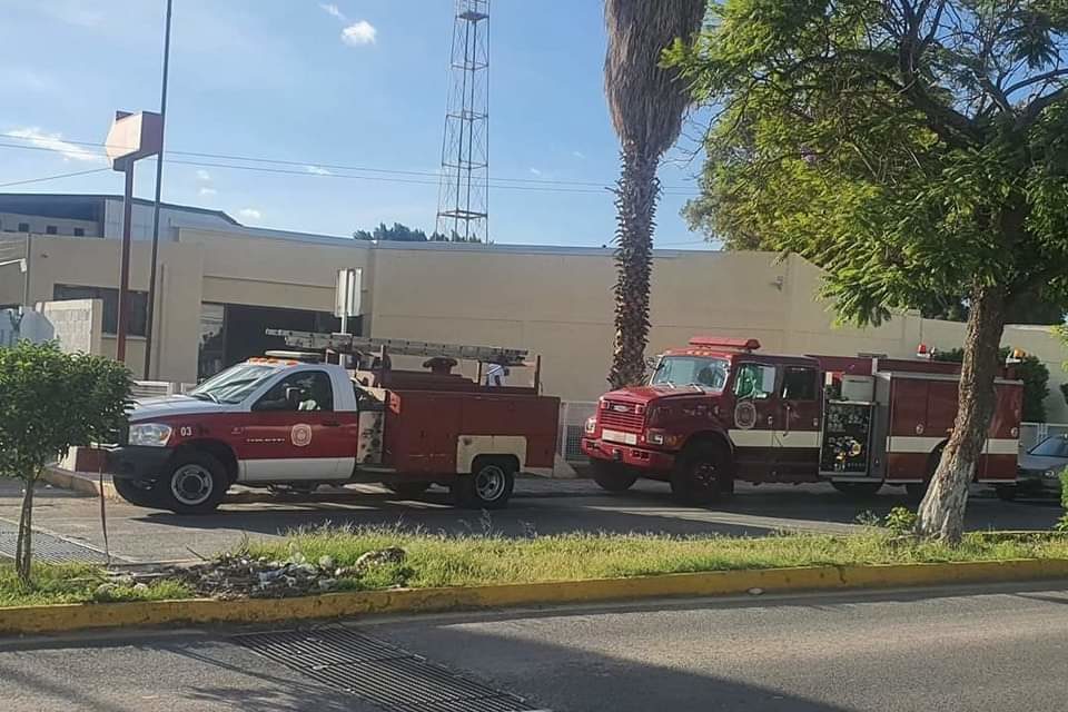 Bomberos de SLP amenazan con paro total por falta de respuesta a demandas laborales