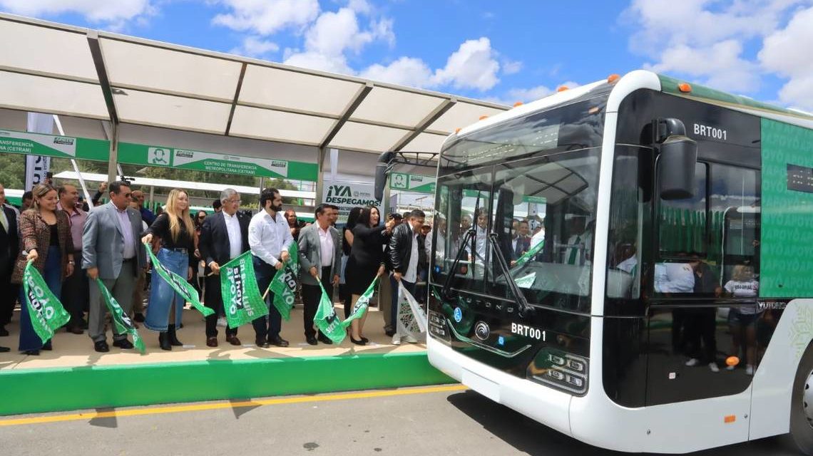 Nuevas líneas del MetroRed arrancan en SLP con servicio gratuito y modernas unidades