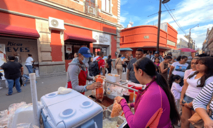 El carrito de botanas del Pasaje Hidalgo: 16 años de tradición y sabor en San Luis Potosí