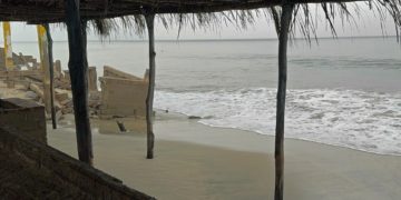  ‘John’ se degrada a tormenta tropical; su centro, a 45 km de Acapulco